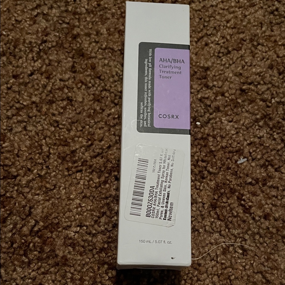 COSRX AHA/BHA Clarifying Treatment Toner in White and Purple